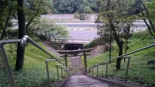 八幡神社の建物その他