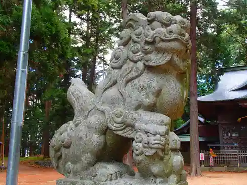 大御食神社の狛犬