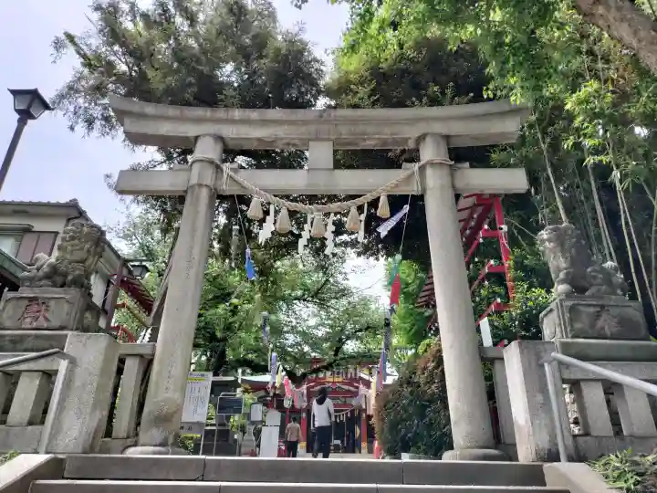 居木神社の{uncategorized: "未分類", other: "その他", undefined: "問題あり", building: "その他建物", grave: "お墓", sacred_gate: "鳥居", guardian: "狛犬", statue: "像", buddha: "仏像", history: "歴史", nature: "自然", garden: "庭園", animal: "動物", pagoda: "塔", temizu: "手水舎", mountain_gate: "山門・神門", sanctuary: "本殿・本堂", subordinate: "末社・摂社", art: "芸術", scenery: "景色", jizo: "地蔵", ema: "絵馬", goshuin: "御朱印", omikuji: "おみくじ", items: "授与品その他", amulet: "お守り", goshuincho: "御朱印帳", eats: "食事", festival: "お祭り", votive_dance: "神楽", shichigosan: "七五三参", wedding: "結婚式", experience: "体験その他", initially: "初詣", around: "周辺", anti_infection: "感染症対策"}