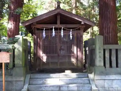 諏訪大社下社春宮の末社・摂社