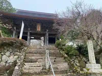 松尾寺の{uncategorized: "未分類", other: "その他", undefined: "問題あり", building: "その他建物", grave: "お墓", sacred_gate: "鳥居", guardian: "狛犬", statue: "像", buddha: "仏像", history: "歴史", nature: "自然", garden: "庭園", animal: "動物", pagoda: "塔", temizu: "手水舎", mountain_gate: "山門・神門", sanctuary: "本殿・本堂", subordinate: "末社・摂社", art: "芸術", scenery: "景色", jizo: "地蔵", ema: "絵馬", goshuin: "御朱印", omikuji: "おみくじ", items: "授与品その他", amulet: "お守り", goshuincho: "御朱印帳", eats: "食事", festival: "お祭り", votive_dance: "神楽", shichigosan: "七五三参", wedding: "結婚式", experience: "体験その他", initially: "初詣", around: "周辺", anti_infection: "感染症対策"}