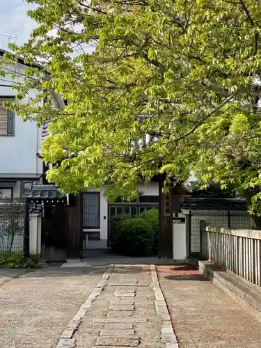 實泉院（実泉院）の山門・神門