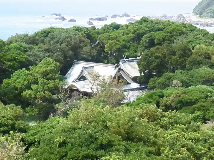 潮御崎神社の本殿・本堂
