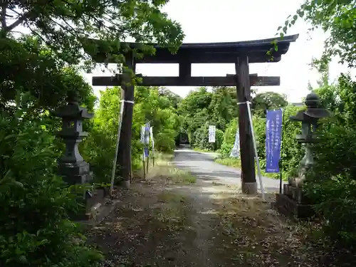 村屋坐弥冨都比売神社の鳥居