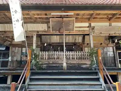 高尾穂見神社の本殿・本堂