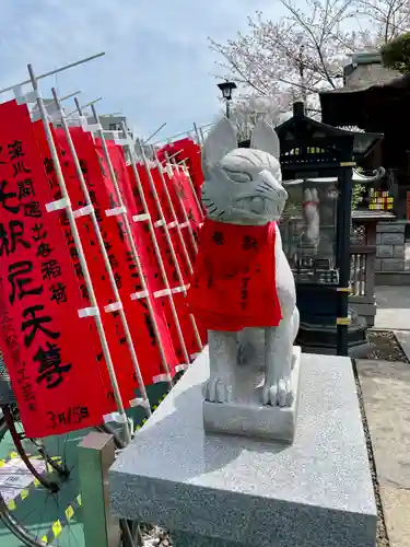 成田山深川不動堂（新勝寺東京別院）の狛犬