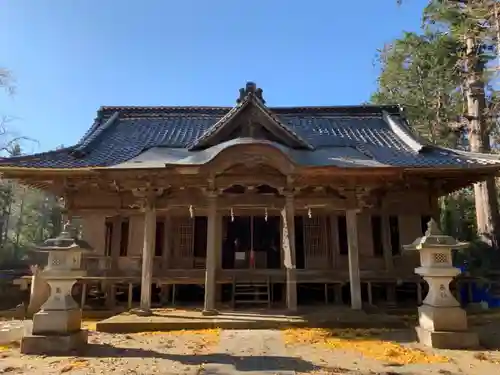 上諏訪神社の本殿・本堂