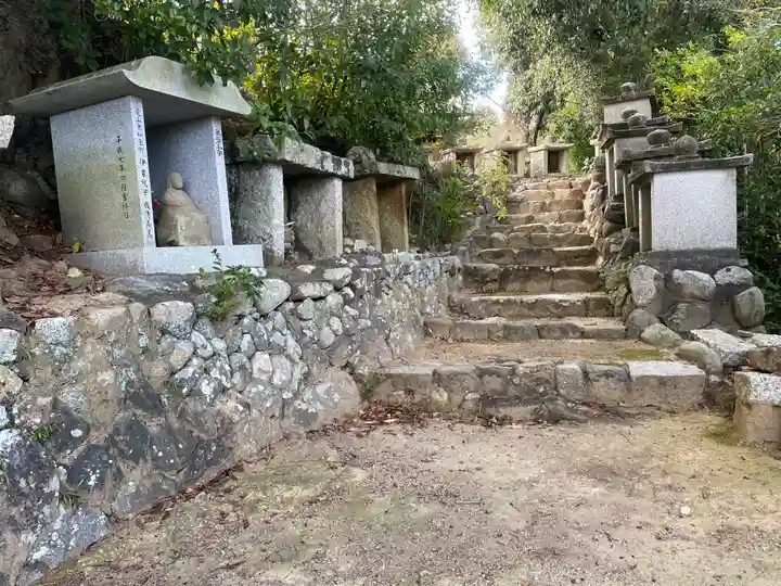 石上寺(三重県)