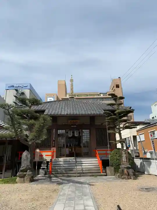 蓮光院 初馬寺の本殿・本堂