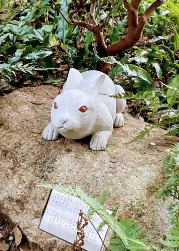 岡崎神社の狛犬