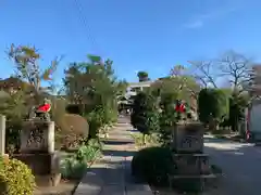 尾曳稲荷神社の建物その他