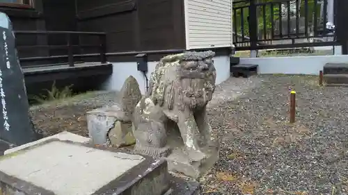 厚真神社の狛犬