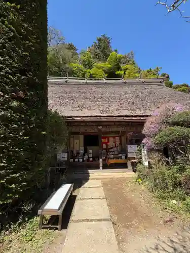 八王寺の{uncategorized: "未分類", other: "その他", undefined: "問題あり", building: "その他建物", grave: "お墓", sacred_gate: "鳥居", guardian: "狛犬", statue: "像", buddha: "仏像", history: "歴史", nature: "自然", garden: "庭園", animal: "動物", pagoda: "塔", temizu: "手水舎", mountain_gate: "山門・神門", sanctuary: "本殿・本堂", subordinate: "末社・摂社", art: "芸術", scenery: "景色", jizo: "地蔵", ema: "絵馬", goshuin: "御朱印", omikuji: "おみくじ", items: "授与品その他", amulet: "お守り", goshuincho: "御朱印帳", eats: "食事", festival: "お祭り", votive_dance: "神楽", shichigosan: "七五三参", wedding: "結婚式", experience: "体験その他", initially: "初詣", around: "周辺", anti_infection: "感染症対策"}