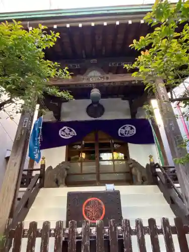 諏訪神社の{uncategorized: "未分類", other: "その他", undefined: "問題あり", building: "その他建物", grave: "お墓", sacred_gate: "鳥居", guardian: "狛犬", statue: "像", buddha: "仏像", history: "歴史", nature: "自然", garden: "庭園", animal: "動物", pagoda: "塔", temizu: "手水舎", mountain_gate: "山門・神門", sanctuary: "本殿・本堂", subordinate: "末社・摂社", art: "芸術", scenery: "景色", jizo: "地蔵", ema: "絵馬", goshuin: "御朱印", omikuji: "おみくじ", items: "授与品その他", amulet: "お守り", goshuincho: "御朱印帳", eats: "食事", festival: "お祭り", votive_dance: "神楽", shichigosan: "七五三参", wedding: "結婚式", experience: "体験その他", initially: "初詣", around: "周辺", anti_infection: "感染症対策"}