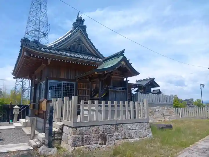 豊國神社の{uncategorized: "未分類", other: "その他", undefined: "問題あり", building: "その他建物", grave: "お墓", sacred_gate: "鳥居", guardian: "狛犬", statue: "像", buddha: "仏像", history: "歴史", nature: "自然", garden: "庭園", animal: "動物", pagoda: "塔", temizu: "手水舎", mountain_gate: "山門・神門", sanctuary: "本殿・本堂", subordinate: "末社・摂社", art: "芸術", scenery: "景色", jizo: "地蔵", ema: "絵馬", goshuin: "御朱印", omikuji: "おみくじ", items: "授与品その他", amulet: "お守り", goshuincho: "御朱印帳", eats: "食事", festival: "お祭り", votive_dance: "神楽", shichigosan: "七五三参", wedding: "結婚式", experience: "体験その他", initially: "初詣", around: "周辺", anti_infection: "感染症対策"}