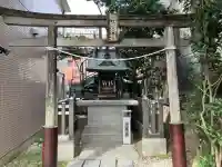 御獄神社千鳥分社の{uncategorized: "未分類", other: "その他", undefined: "問題あり", building: "その他建物", grave: "お墓", sacred_gate: "鳥居", guardian: "狛犬", statue: "像", buddha: "仏像", history: "歴史", nature: "自然", garden: "庭園", animal: "動物", pagoda: "塔", temizu: "手水舎", mountain_gate: "山門・神門", sanctuary: "本殿・本堂", subordinate: "末社・摂社", art: "芸術", scenery: "景色", jizo: "地蔵", ema: "絵馬", goshuin: "御朱印", omikuji: "おみくじ", items: "授与品その他", amulet: "お守り", goshuincho: "御朱印帳", eats: "食事", festival: "お祭り", votive_dance: "神楽", shichigosan: "七五三参", wedding: "結婚式", experience: "体験その他", initially: "初詣", around: "周辺", anti_infection: "感染症対策"}
