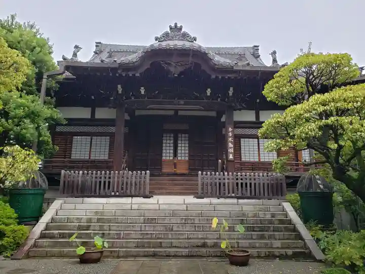 世尊院の本殿・本堂