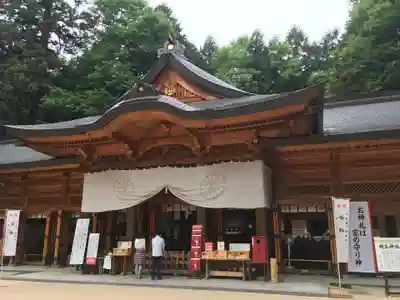 穂高神社本宮の本殿・本堂