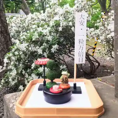 彌彦神社　(伊夜日子神社)の像
