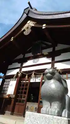 三輪神社の狛犬