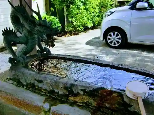 寒川神社の手水舎