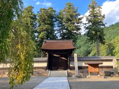 向嶽寺の山門・神門