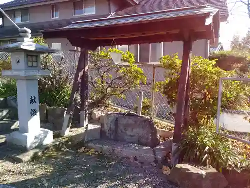 子安地蔵堂の手水舎