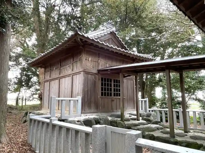 物部神社の本殿・本堂