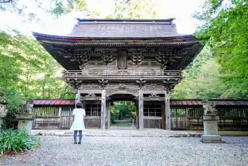 大矢田神社の山門