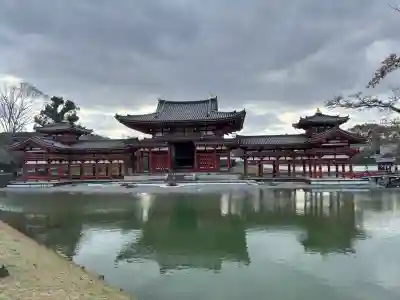 平等院の{uncategorized: "未分類", other: "その他", undefined: "問題あり", building: "その他建物", grave: "お墓", sacred_gate: "鳥居", guardian: "狛犬", statue: "像", buddha: "仏像", history: "歴史", nature: "自然", garden: "庭園", animal: "動物", pagoda: "塔", temizu: "手水舎", mountain_gate: "山門・神門", sanctuary: "本殿・本堂", subordinate: "末社・摂社", art: "芸術", scenery: "景色", jizo: "地蔵", ema: "絵馬", goshuin: "御朱印", omikuji: "おみくじ", items: "授与品その他", amulet: "お守り", goshuincho: "御朱印帳", eats: "食事", festival: "お祭り", votive_dance: "神楽", shichigosan: "七五三参", wedding: "結婚式", experience: "体験その他", initially: "初詣", around: "周辺", anti_infection: "感染症対策"}