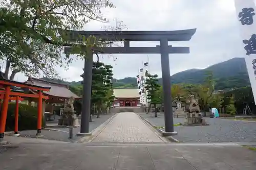 亀山神社の鳥居