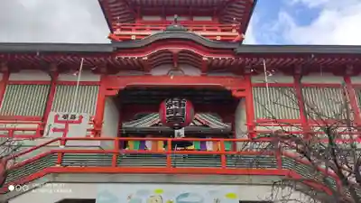 門戸厄神東光寺の山門・神門