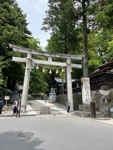 諏訪大社下社春宮の鳥居