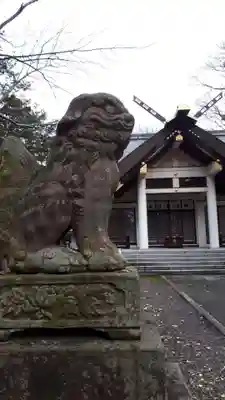 妹背牛神社の狛犬