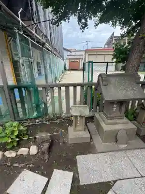 五方山熊野神社の{uncategorized: "未分類", other: "その他", undefined: "問題あり", building: "その他建物", grave: "お墓", sacred_gate: "鳥居", guardian: "狛犬", statue: "像", buddha: "仏像", history: "歴史", nature: "自然", garden: "庭園", animal: "動物", pagoda: "塔", temizu: "手水舎", mountain_gate: "山門・神門", sanctuary: "本殿・本堂", subordinate: "末社・摂社", art: "芸術", scenery: "景色", jizo: "地蔵", ema: "絵馬", goshuin: "御朱印", omikuji: "おみくじ", items: "授与品その他", amulet: "お守り", goshuincho: "御朱印帳", eats: "食事", festival: "お祭り", votive_dance: "神楽", shichigosan: "七五三参", wedding: "結婚式", experience: "体験その他", initially: "初詣", around: "周辺", anti_infection: "感染症対策"}
