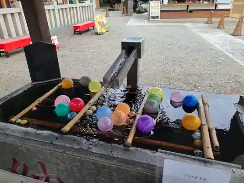 草加神社の手水舎