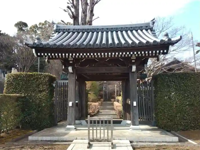 東林寺の山門