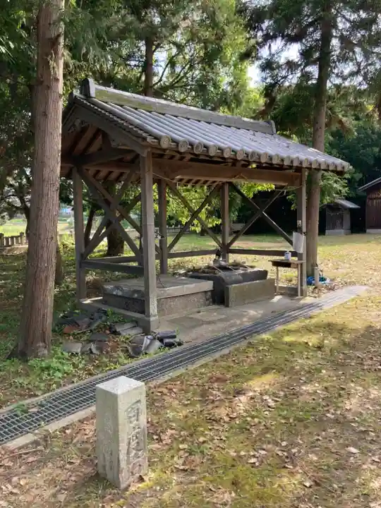 伊勢久留麻神社の手水舎