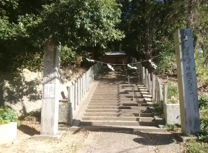 還熊八幡神社の{uncategorized: "未分類", other: "その他", undefined: "問題あり", building: "その他建物", grave: "お墓", sacred_gate: "鳥居", guardian: "狛犬", statue: "像", buddha: "仏像", history: "歴史", nature: "自然", garden: "庭園", animal: "動物", pagoda: "塔", temizu: "手水舎", mountain_gate: "山門・神門", sanctuary: "本殿・本堂", subordinate: "末社・摂社", art: "芸術", scenery: "景色", jizo: "地蔵", ema: "絵馬", goshuin: "御朱印", omikuji: "おみくじ", items: "授与品その他", amulet: "お守り", goshuincho: "御朱印帳", eats: "食事", festival: "お祭り", votive_dance: "神楽", shichigosan: "七五三参", wedding: "結婚式", experience: "体験その他", initially: "初詣", around: "周辺", anti_infection: "感染症対策"}