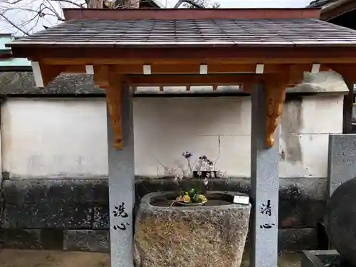 三津厳島神社の手水舎