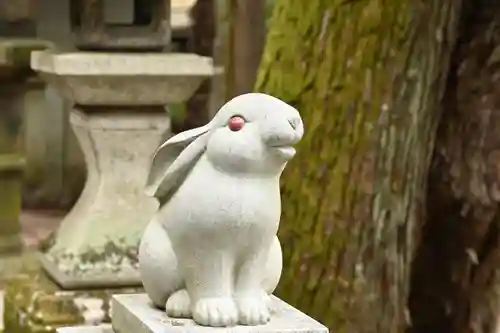 岡崎神社の狛犬