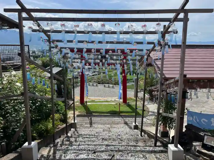 差出磯大嶽山神社 仕事と健康と厄よけの神さま(山梨県)