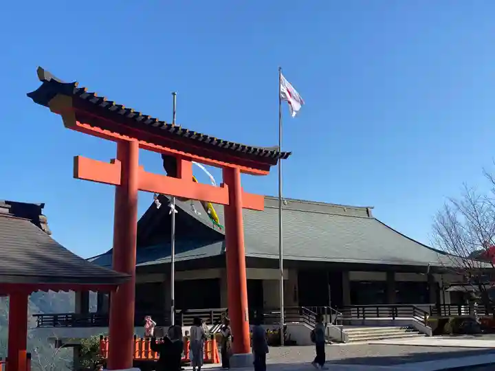 熊野那智大社(和歌山県)