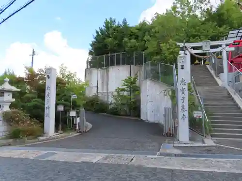 邇保姫神社の建物その他