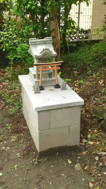八雲神社(鎌倉・西御門)の末社・摂社