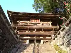 蒼龍山保寿寺の山門