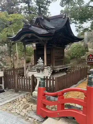 太宰府天満宮の{uncategorized: "未分類", other: "その他", undefined: "問題あり", building: "その他建物", grave: "お墓", sacred_gate: "鳥居", guardian: "狛犬", statue: "像", buddha: "仏像", history: "歴史", nature: "自然", garden: "庭園", animal: "動物", pagoda: "塔", temizu: "手水舎", mountain_gate: "山門・神門", sanctuary: "本殿・本堂", subordinate: "末社・摂社", art: "芸術", scenery: "景色", jizo: "地蔵", ema: "絵馬", goshuin: "御朱印", omikuji: "おみくじ", items: "授与品その他", amulet: "お守り", goshuincho: "御朱印帳", eats: "食事", festival: "お祭り", votive_dance: "神楽", shichigosan: "七五三参", wedding: "結婚式", experience: "体験その他", initially: "初詣", around: "周辺", anti_infection: "感染症対策"}