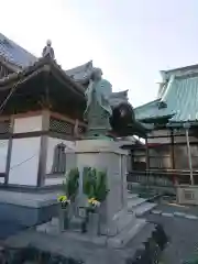 本性寺の像