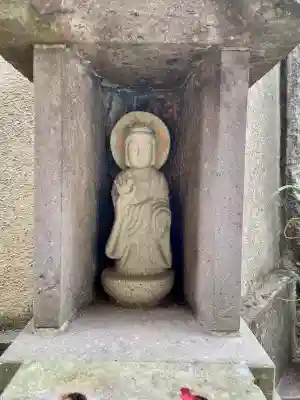 了源院の{uncategorized: "未分類", other: "その他", undefined: "問題あり", building: "その他建物", grave: "お墓", sacred_gate: "鳥居", guardian: "狛犬", statue: "像", buddha: "仏像", history: "歴史", nature: "自然", garden: "庭園", animal: "動物", pagoda: "塔", temizu: "手水舎", mountain_gate: "山門・神門", sanctuary: "本殿・本堂", subordinate: "末社・摂社", art: "芸術", scenery: "景色", jizo: "地蔵", ema: "絵馬", goshuin: "御朱印", omikuji: "おみくじ", items: "授与品その他", amulet: "お守り", goshuincho: "御朱印帳", eats: "食事", festival: "お祭り", votive_dance: "神楽", shichigosan: "七五三参", wedding: "結婚式", experience: "体験その他", initially: "初詣", around: "周辺", anti_infection: "感染症対策"}