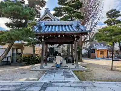 龍泉寺の手水舎